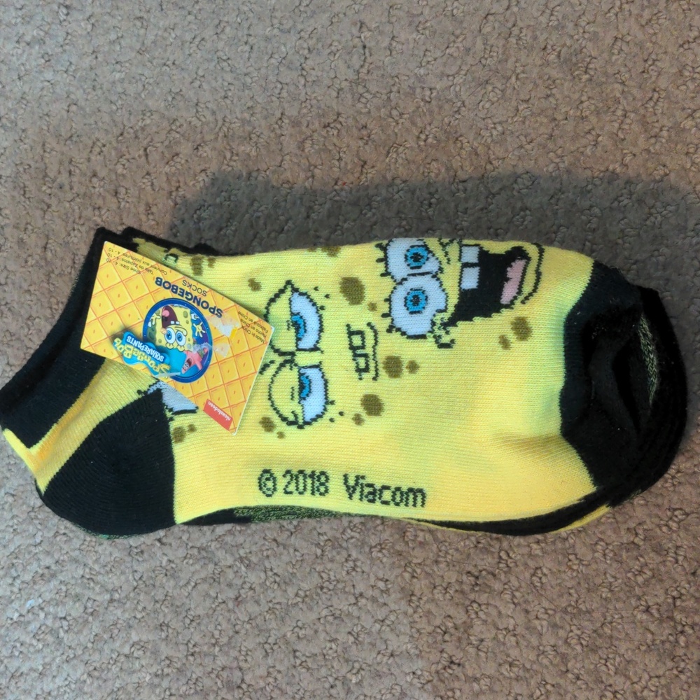 8 pack of SpongeBob Ankle Socks (Size 4-10) NWT